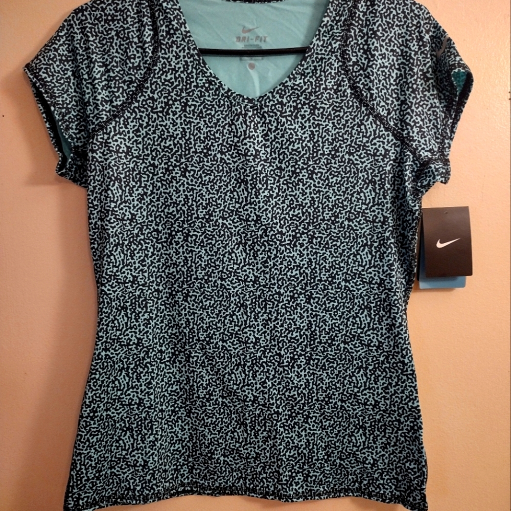 Women's t-shirt style Tennis